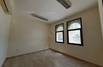 Apartment - 2 Bedrooms - 1 Bathroom for rent in Al Niyadat - Central District - Al Ain