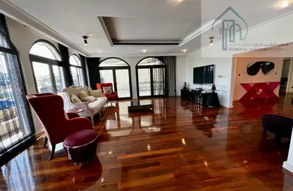 Villa - 5 Bedrooms - 6 Bathrooms for sale in Garden Homes Frond C - Garden Homes - Palm Jumeirah - Dubai