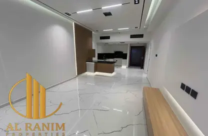 شقة - غرفة نوم - 2 حمامات للايجار في مسكن الامير - منطقة 11 - قرية جميرا الدائرية - دبي