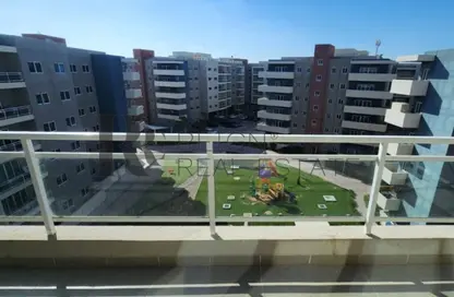 Apartment - 2 Bedrooms - 2 Bathrooms for rent in Tower 32 - Al Reef Downtown - Al Reef - Abu Dhabi