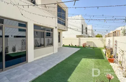 فيلا - 4 غرف نوم - 4 حمامات للايجار في حياة تاون هاوس - تاون سكوير - دبي