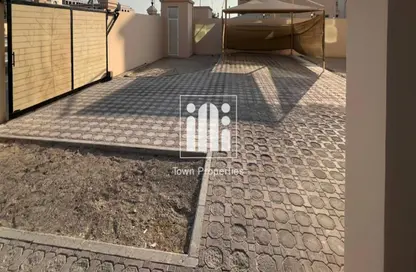 Villa - 4 Bedrooms - 7 Bathrooms for rent in Shakhbout City - Abu Dhabi
