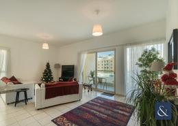 صورةغرفة المعيشة لـ: شقة - 2 غرف نوم - 3 حمامات للبيع في الثيال 4 - الثيال - جرينز - دبي, صورة 1