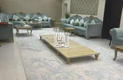 فيلا - 5 غرف نوم - 6 حمامات للبيع في شرقان - الحيرة - الشارقة