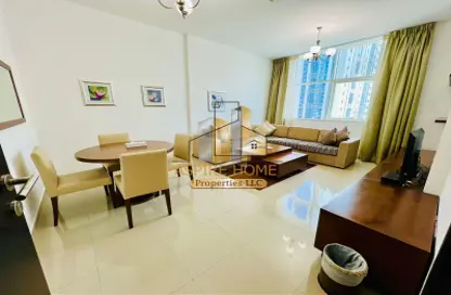 Apartment - 2 Bedrooms - 2 Bathrooms for rent in Corniche Residence - Corniche Road - Abu Dhabi