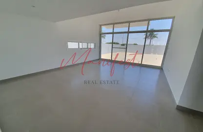 Townhouse - 3 Bedrooms - 4 Bathrooms for rent in Arabella Townhouses 2 - Arabella Townhouses - Mudon - Dubai