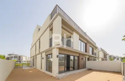 Villa - 4 Bedrooms - 5 Bathrooms for rent in Aura - Tilal Al Ghaf - Dubai