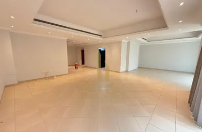 Villa - 4 Bedrooms - 4 Bathrooms for rent in Umm Suqeim 2 Villas - Umm Suqeim 2 - Umm Suqeim - Dubai