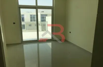Townhouse - 2 Bedrooms - 2 Bathrooms for rent in Centaury - The Roots DAMAC Hills 2 - Damac Hills 2 - Dubai