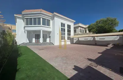 Villa - 5 Bedrooms - 5 Bathrooms for rent in Umm Suqeim 1 Villas - Umm Suqeim 1 - Umm Suqeim - Dubai