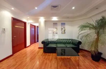 Shop - Studio for rent in Corniche Road - Abu Dhabi