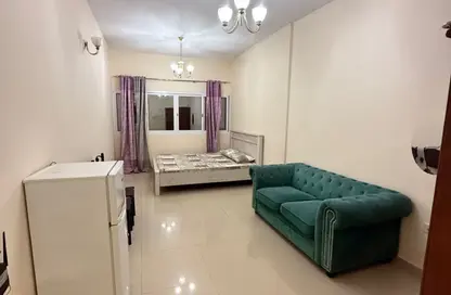 Apartment - Studio - 1 Bathroom for rent in Sheikh Hamad Bin Abdullah St. - Fujairah