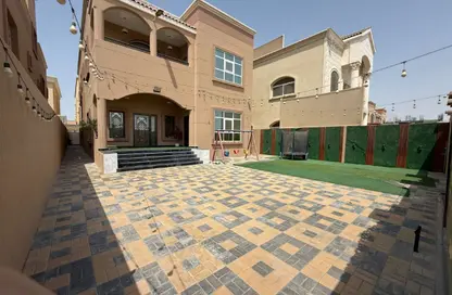 Villa - 5 Bedrooms - 7+ Bathrooms for sale in Al Mowaihat 1 - Al Mowaihat - Ajman