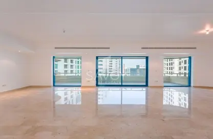 Empty Room image for: Duplex - 3 Bedrooms - 4 Bathrooms for rent in Al Shaheen Tower - Al Khalidiya - Abu Dhabi, Image 1