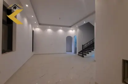 Villa - 5 Bedrooms - 6 Bathrooms for rent in Al Yasmeen 1 - Al Yasmeen - Ajman