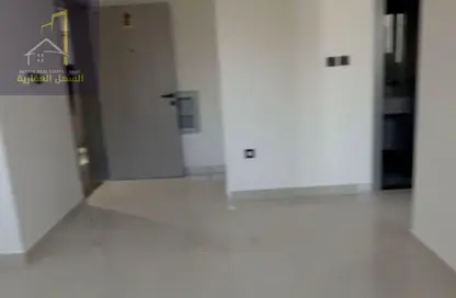 Apartment - 1 Bedroom - 1 Bathroom for rent in Muweileh Community - Muwaileh Commercial - Sharjah