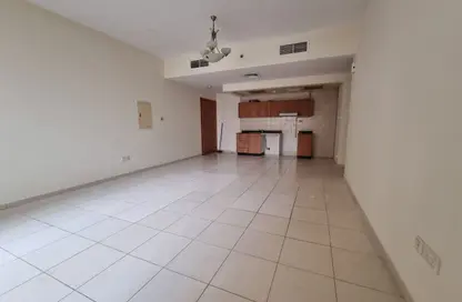 شقة - غرفة نوم - 2 حمامات للبيع في مالباري 1 - حدائق الإمارات 2 - قرية الجميرا سركل - دبي