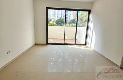 شقة - 1 حمام للبيع في شقق حديقة الزاهية - الزاهية - تجارية مويلح - الشارقة