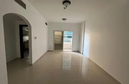 Apartment - 2 Bedrooms - 2 Bathrooms for rent in New Al Taawun Road - Al Taawun - Sharjah
