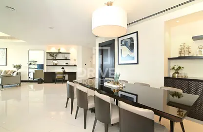 Living / Dining Room image for: Apartment - 2 Bedrooms - 2 Bathrooms for sale in Burj Lake Hotel - The Address DownTown - Downtown Dubai - Dubai, Image 1