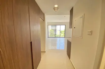 Apartment - 1 Bathroom for rent in Zohour Apartments - Uptown Al Zahia - Sharjah