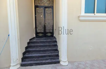 Stairs image for: Apartment - 2 Bedrooms - 2 Bathrooms for rent in Mohamed Bin Zayed Centre - Mohamed Bin Zayed City - Abu Dhabi, Image 1