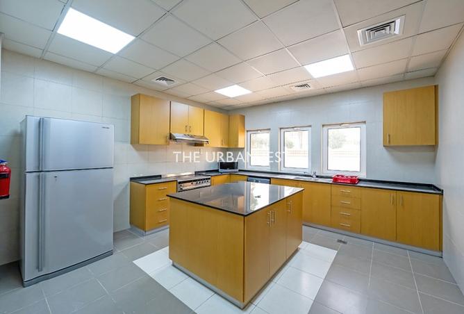 15568188 - صورة العقار 3