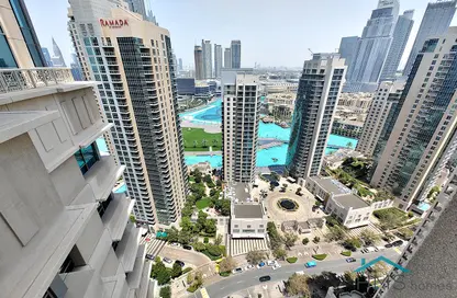 شقة - 2 غرف نوم - 3 حمامات للايجار في برج بوليفارد 29 - دبي وسط المدينة - دبي
