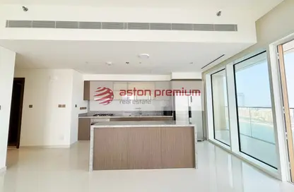 Apartment - 2 Bedrooms - 2 Bathrooms for sale in Grand Bleu Tower 1 - EMAAR Beachfront - Dubai Harbour - Dubai