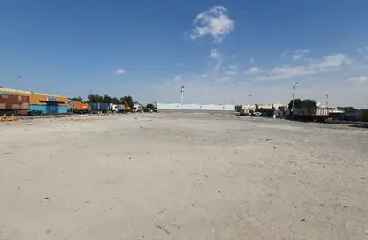 أرض - استوديو للايجار في المنطقة الصناعية 11 - المنطقة الصناعية بالشارقة - الشارقة