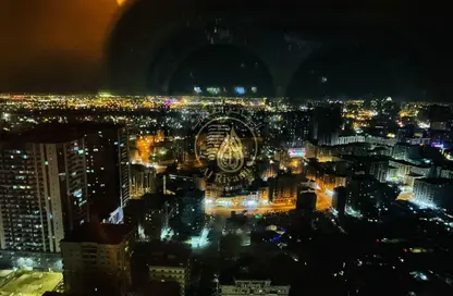 شقة - 3 غرف نوم - 4 حمامات للايجار في برج الكورنيش - طريق كورنيش عجمان - عجمان شقة - 3 غرف نوم - 4 حمامات للايجار في برج الكورنيش - طريق كورنيش عجمان - عجمان