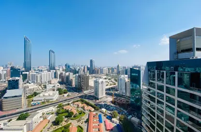 Apartment - 4 Bedrooms - 5 Bathrooms for rent in Wave tower - Corniche Road - Abu Dhabi Apartment - 4 Bedrooms - 5 Bathrooms for rent in Wave tower - Corniche Road - Abu Dhabi