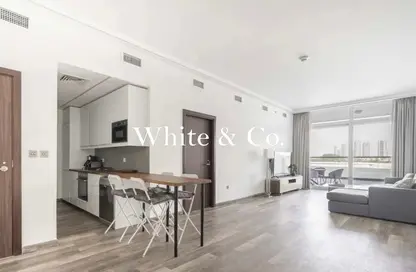 Apartment - 1 Bedroom - 2 Bathrooms for rent in Azure Residences - Palm Jumeirah - Dubai