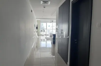 Apartment - 1 Bathroom for rent in Business Bay - Dubai