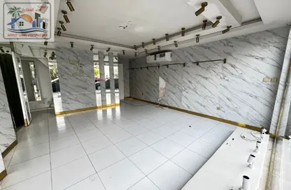 Shop - Studio - 4 Bathrooms for rent in Al Jurf 2 - Al Jurf - Ajman Downtown - Ajman