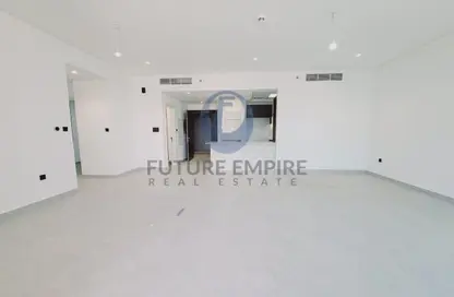 Apartment - 2 Bedrooms - 3 Bathrooms for rent in Dubai Healthcare City - Bur Dubai - Dubai
