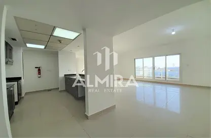 Empty Room image for: Apartment - 2 Bedrooms - 2 Bathrooms for rent in Tower 45 - Al Reef Downtown - Al Reef - Abu Dhabi, Image 1