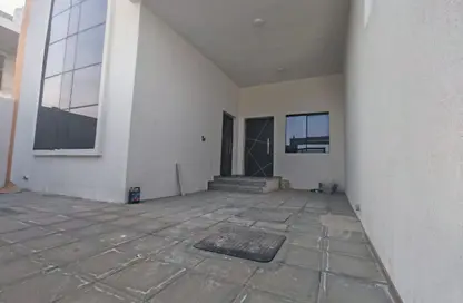 تاون هاوس - 5 غرف نوم - 8 حمامات للبيع في الحليو 2 - الحليو - عجمان