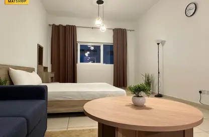 شقة - 1 حمام للايجار في مساكن كورنيش عجمان - طريق كورنيش عجمان - عجمان شقة - 1 حمام للايجار في مساكن كورنيش عجمان - طريق كورنيش عجمان - عجمان