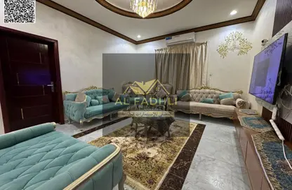 فيلا - 5 غرف نوم - 7 حمامات للبيع في 3 المويهات - المويهات - عجمان