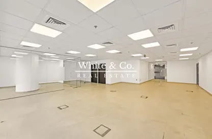 Office Space - Studio for rent in Swiss Tower - JLT Cluster Y - Jumeirah Lake Towers - Dubai