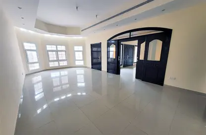 Villa - 5 Bedrooms - 6 Bathrooms for rent in Mohamed Bin Zayed City - Abu Dhabi