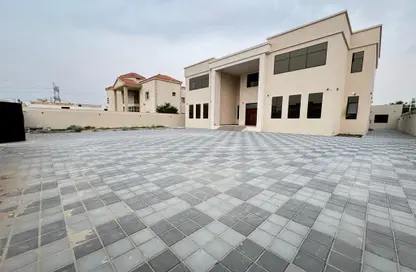 Terrace image for: Villa - 5 Bedrooms - 5 Bathrooms for rent in Al Khawaneej - Dubai, Image 1