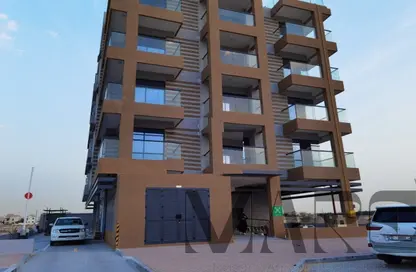 عمارة بالكامل - 8 غرف نوم - 8 حمامات للبيع في عمارة السلام - ليوان - دبي لاند - دبي