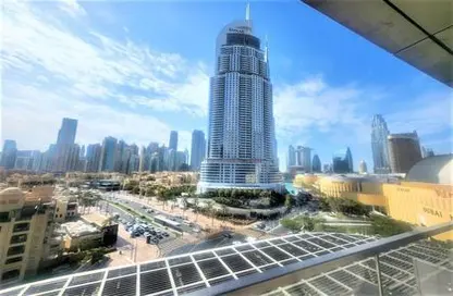 Apartment - 1 Bedroom - 2 Bathrooms for sale in Boulevard Point - Downtown Dubai - Dubai