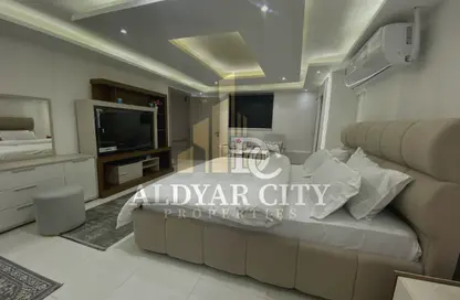 Apartment - 1 Bedroom - 1 Bathroom for rent in Ajman Corniche Residences - Ajman Corniche Road - Ajman