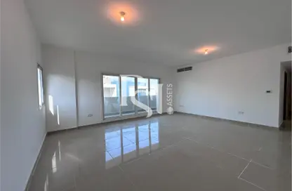 Empty Room image for: Apartment - 3 Bedrooms - 4 Bathrooms for sale in Tower 20 - Al Reef Downtown - Al Reef - Abu Dhabi, Image 1
