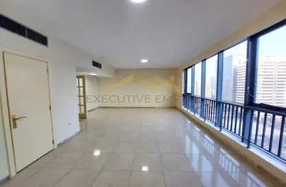 Empty Room image for: Apartment - 3 Bedrooms - 3 Bathrooms for rent in Zig Zag Building - Tourist Club Area - Abu Dhabi, Image 1
