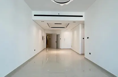 شقة - 3 غرف نوم - 3 حمامات للايجار في مبنى العوضي - الورقاء 1 - الورقاء - دبي