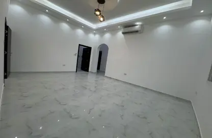 Apartment - 2 Bedrooms - 2 Bathrooms for rent in Madinat Al Riyad - Abu Dhabi